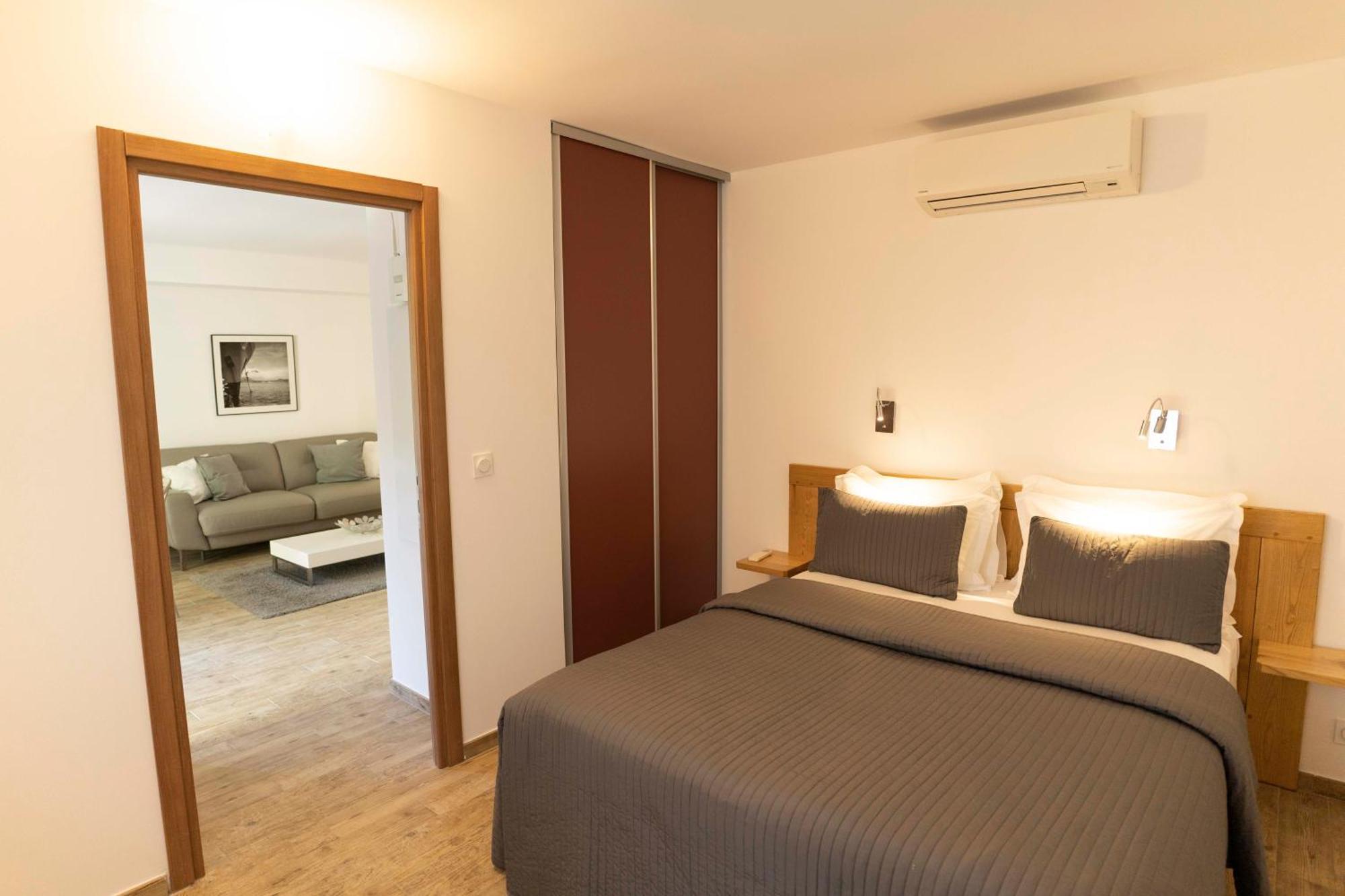 Suites In Erbalunga Эрбалунга Номер фото